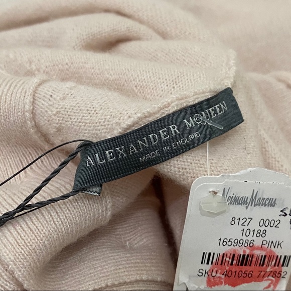 NWT Alexander McQueen Pale Pink Cashmere Cowl Neck Halter Back Sweater Size M - Picture 14 of 16